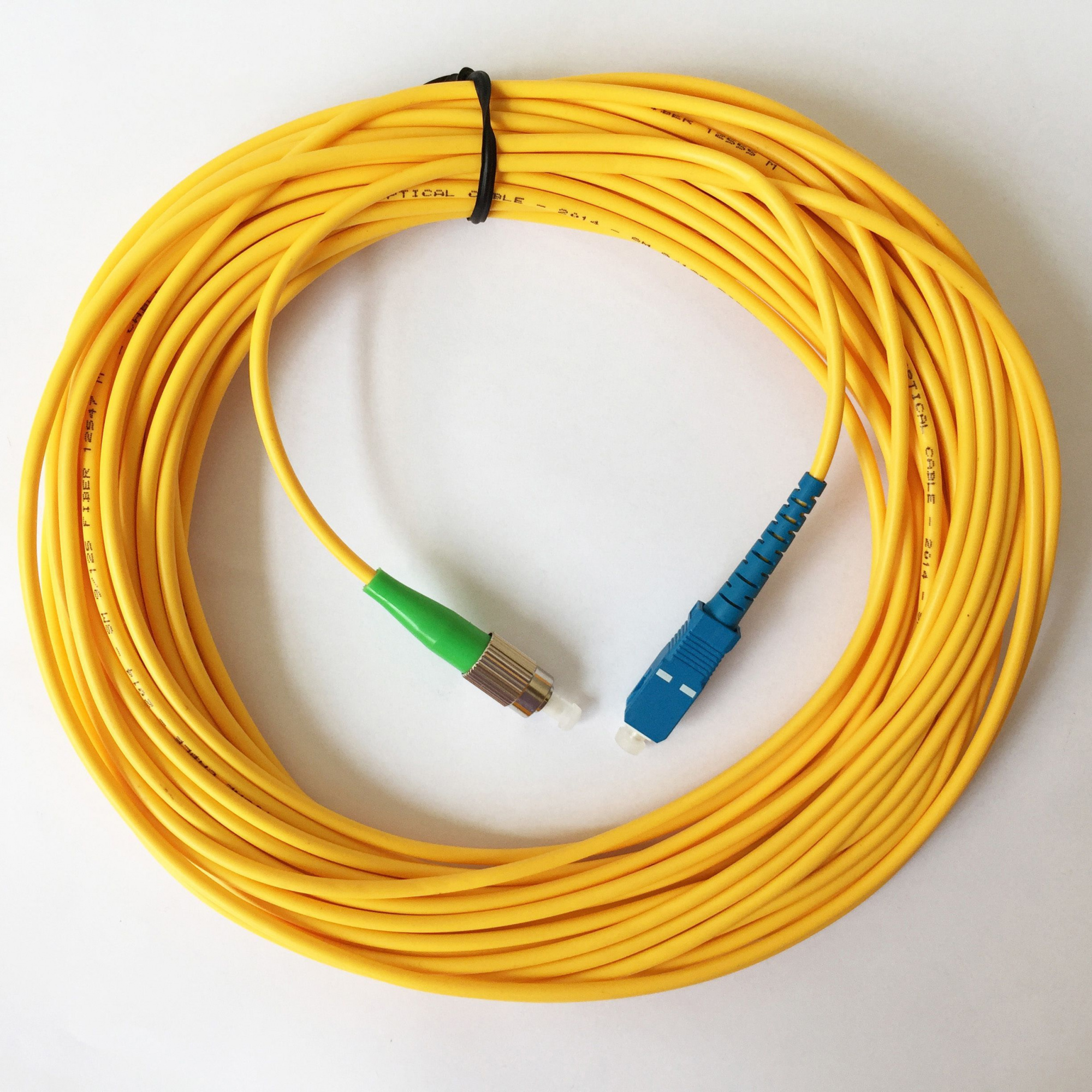 Оптический патчкорд FC/APC-SC/UPC, SM G652D, 3.0mm, LSZH, 7M